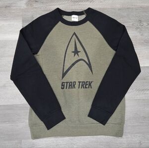 Cozy Star Trek insignia sweatshirt